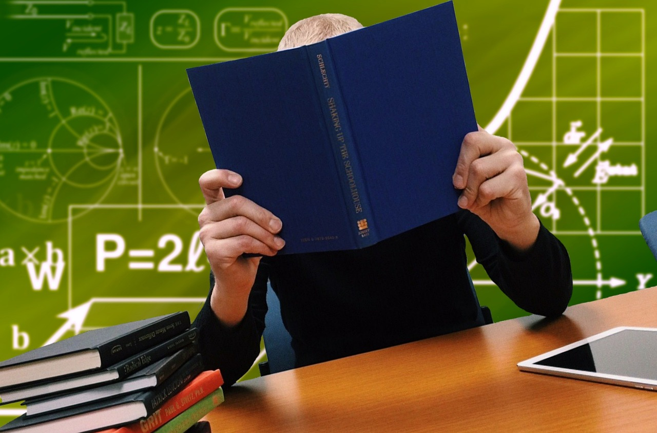 Pós online: saiba como amplia suas oportunidades